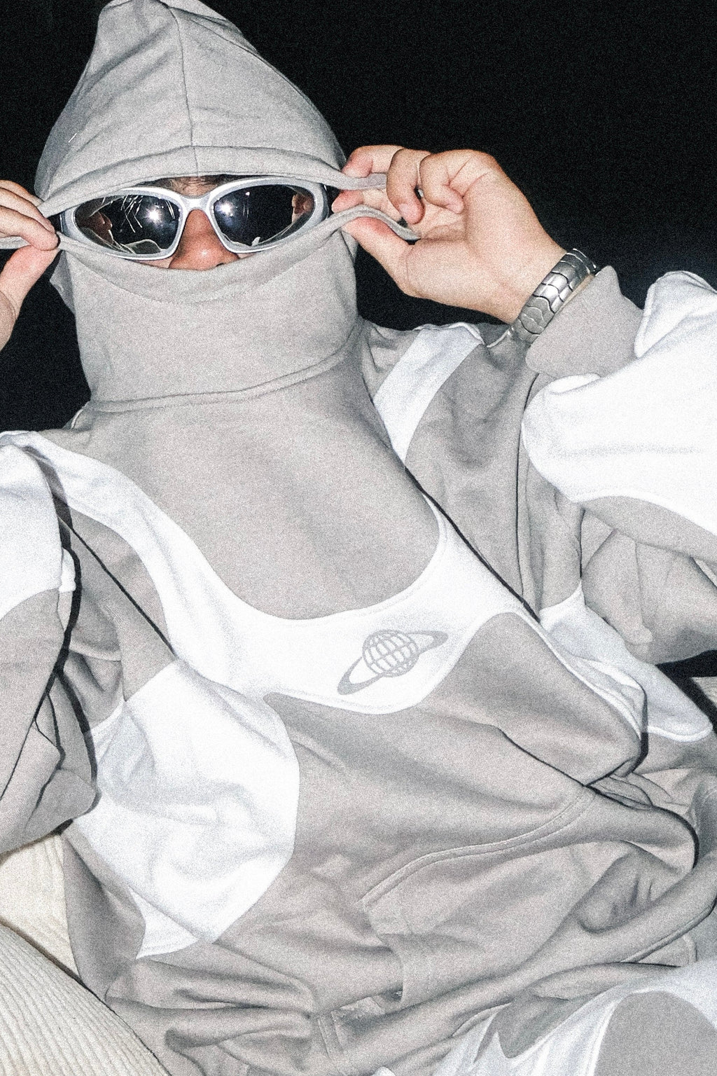 ZER0RING GRAY HOODIE